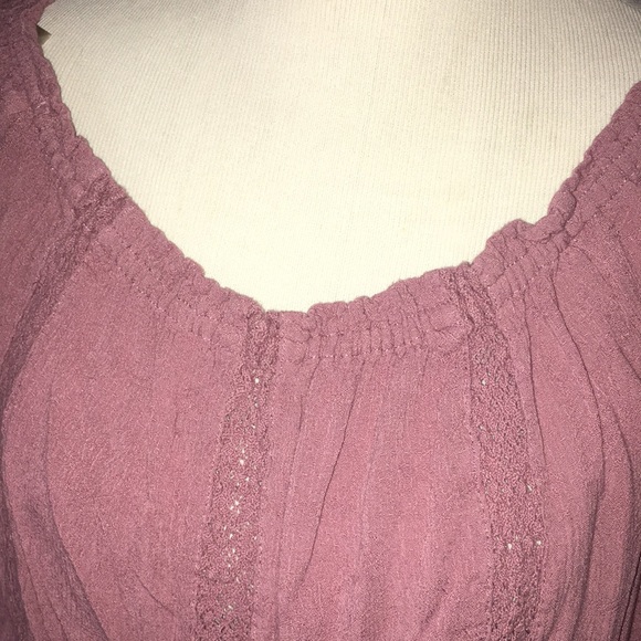 Aeropostale Mauve Rayon and Lace Off The Shoulder Cropped Top: Size XL - Picture 3 of 8